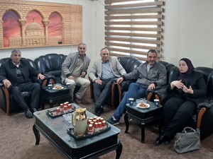 زيارة المهندسة ميرفت غزال مدير عام الحكم المحلي لبلدية يعبد للتباحث في اوضاع البلدة 