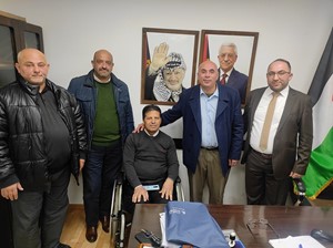 ابو دياك يلتقي وفد اكاديمي من جامعة فلسطين التقنية خضوري 