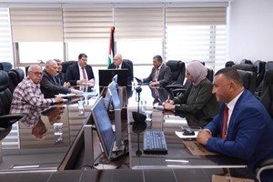 الحكم المحلي والنقل والمواصلات تبحثان تطوير مجمعات النقل العام وتعزيز كفاءتها في المحافظات