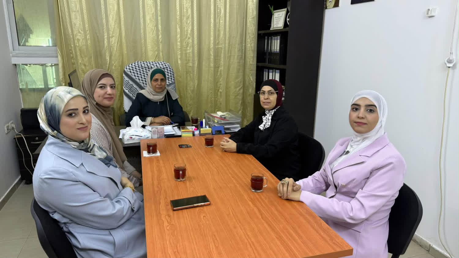 مديرية الحكم المحلي في قلقيلية تستقبل وفد لجنة المرأة للتحضير لفعالية أكتوبر الوردي